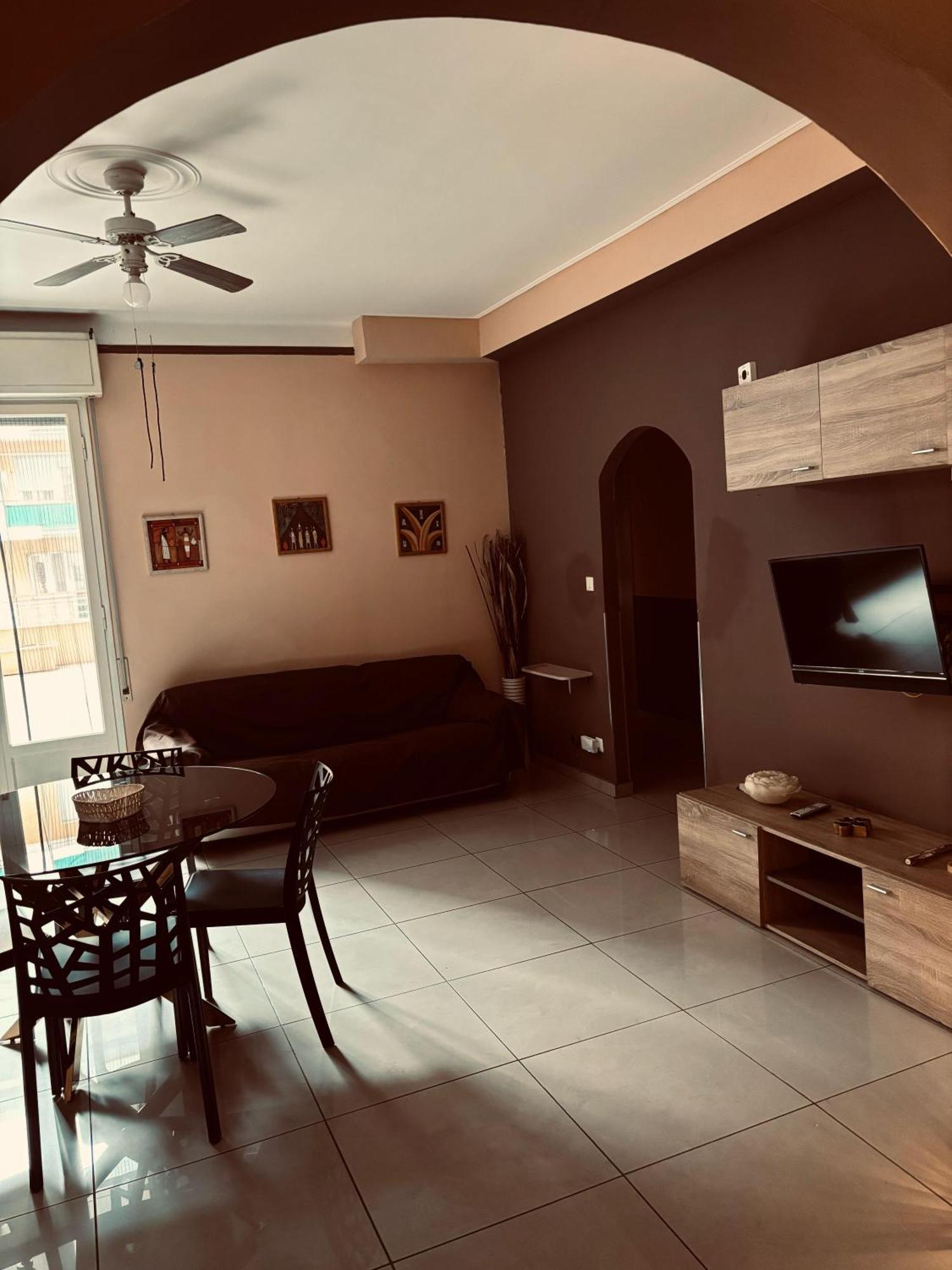 Brown Apartment ซานเรโม ภายนอก รูปภาพ