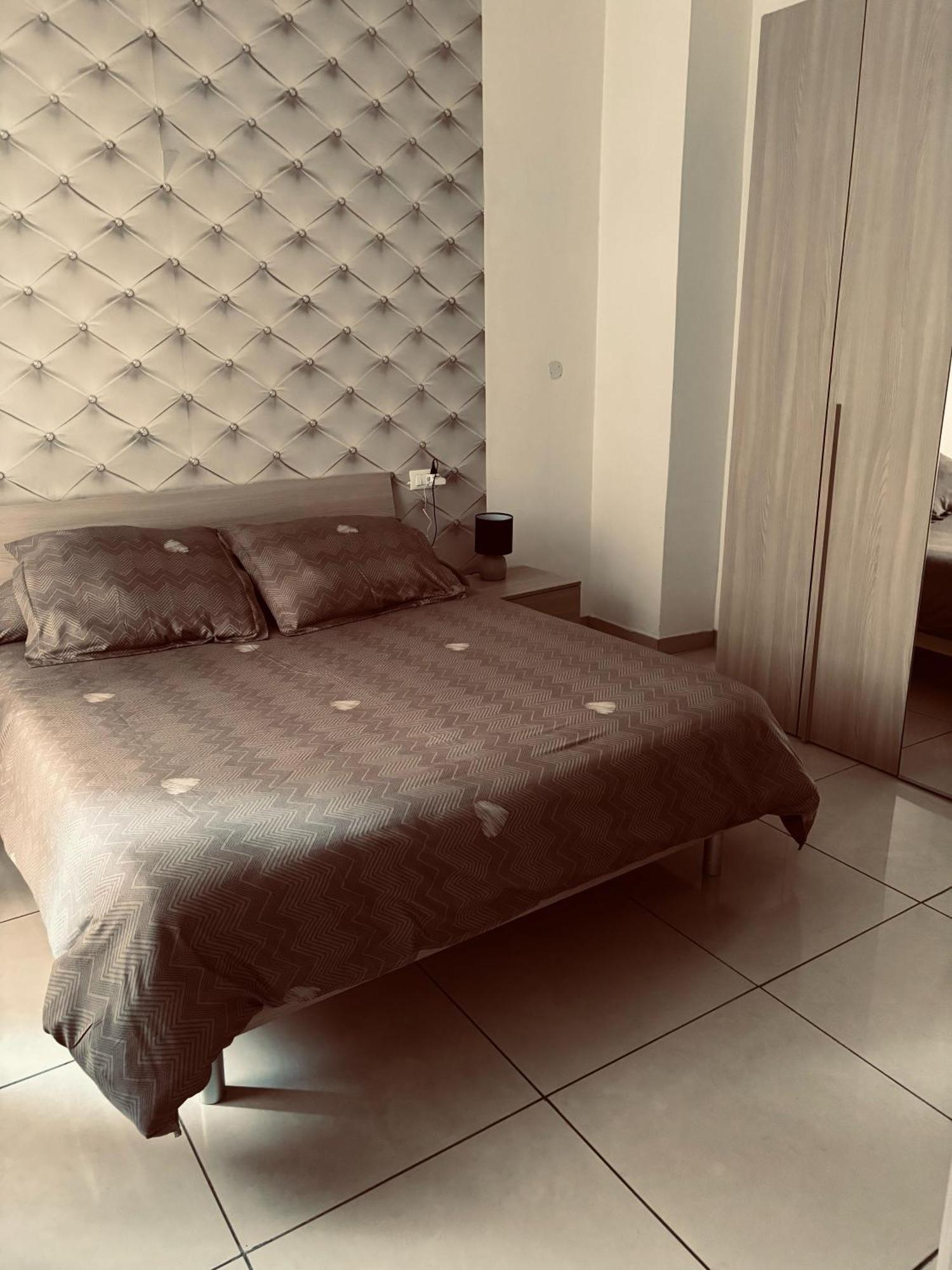 Brown Apartment ซานเรโม ภายนอก รูปภาพ